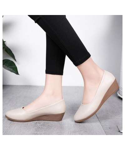 womens Walking,pumps Beige $14.00 Pumps