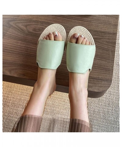 Beach Slippers 2023 Dressy Summer Fashion Open Toe Straw Flat Bottom Simple Beach Outside Wear Casual Ladies Large Size Sanda...