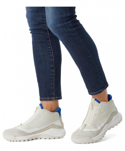 Women's ONA 718 Mid Shoe Chalk, Hyper Blue $22.68 Fashion Sneakers